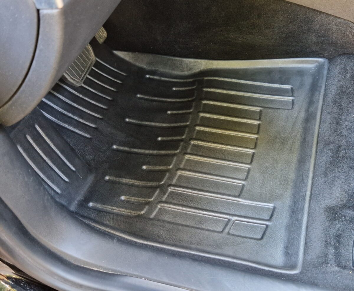 Car floor mats